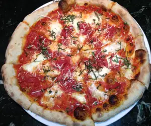 Margarita Pizza